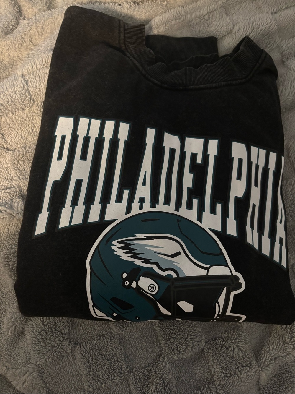 Philadelphia Eagles Black Crewneck Sweatshirt - Picture 3 of 3